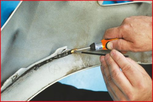 SET REPARATIE DIN MATERIAL PLASTIC CU ACUMULATOR. 134 PIESE